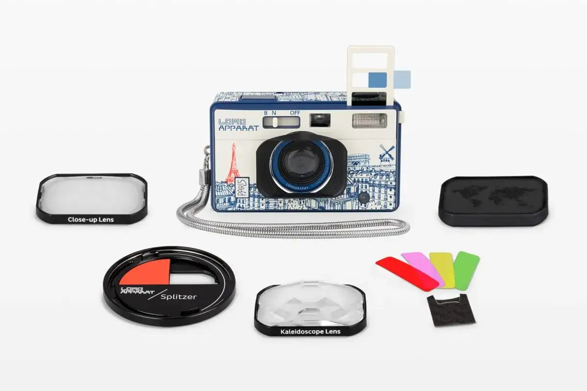 C&aacute;mara LomoApparat con dise&ntilde;o de Par&iacute;s, accesorios como lentes y filtros de colores. Descubre la lomograf&iacute;a que es y su magia creativa.